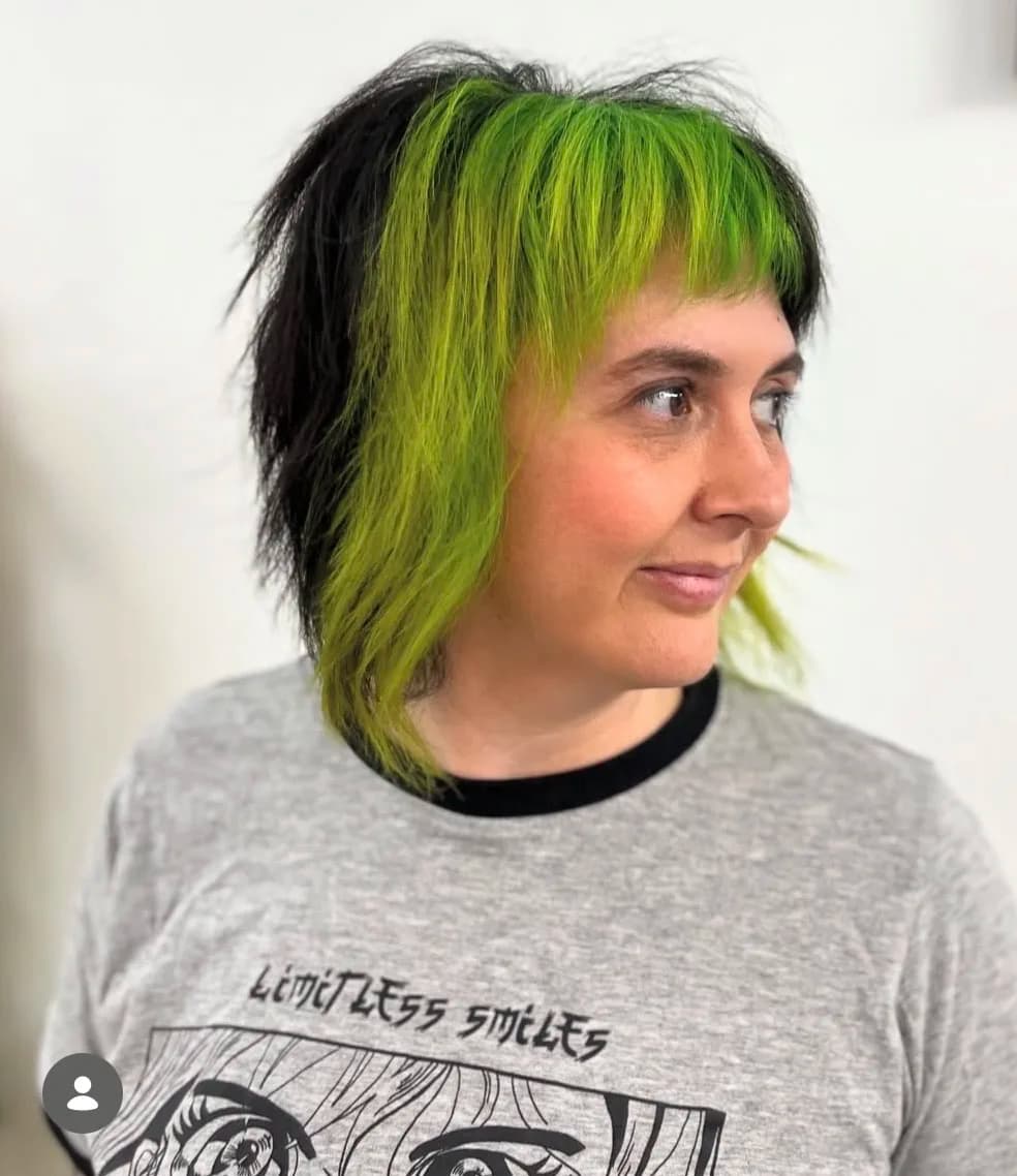 Creative vivid hair colour tone
